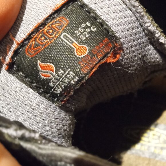 KEEN all weather boots - Picture 2 of 5